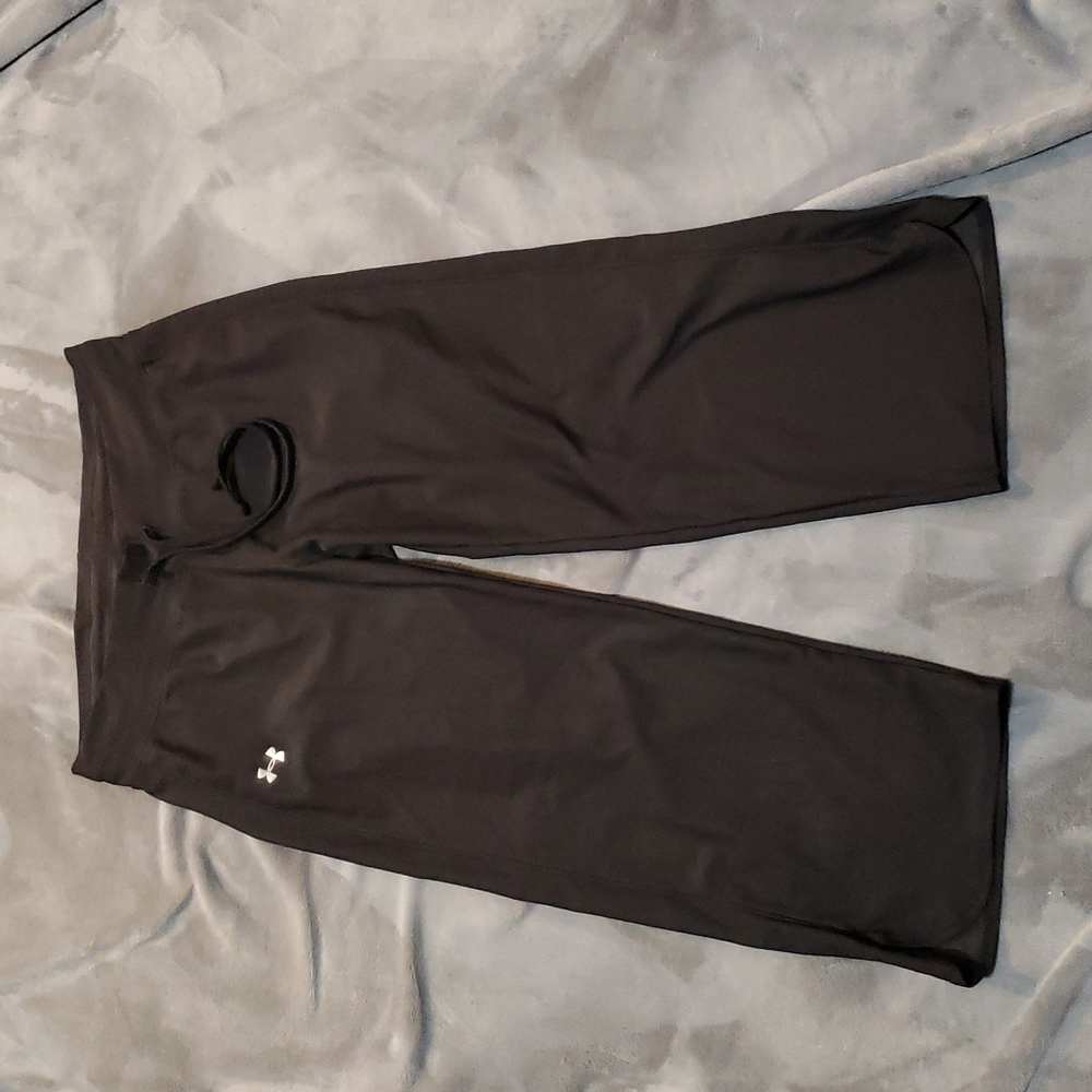 Under Armour size XS casual work out gear.